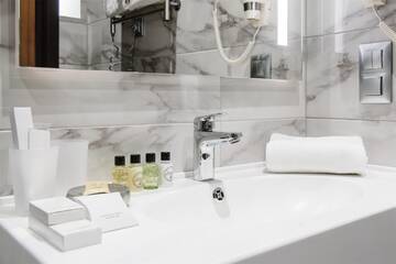 Фото номера Стандартные апартаменты  Отель Welton Сlub Hotel &amp; Apartments г. Санкт-Петербург 4
