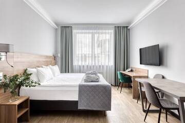 Фото номера Улучшенные апартаменты Отель Welton Сlub Hotel &amp; Apartments г. Санкт-Петербург 2