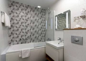 Фото номера Апартаменты с 2 спальнями Отель Valo Hotel City г. Санкт-Петербург 14