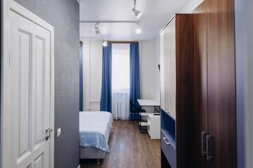 Фото номера Улучшенный двухместный номер с 1 кроватью Отель Oversize Piter Hotel г. Санкт-Петербург 12