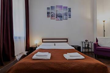 Фото номера Улучшенный двухместный номер Гостевой дом Piter Home г. Санкт-Петербург 3