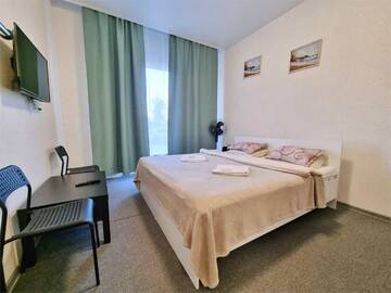 Фото номера Стандарт с одной двухспальной кроватью Отель Travel Hotels Neva u Moskovskogo Vokzala г. Санкт-Петербург 8