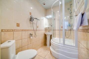 Фото номера Трехместный полулюкс Гостевой дом Park Lane Inn г. Санкт-Петербург 3