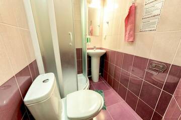 Фото номера Двухместный номер с собственными удобствами без окна Хостел Хостел Страна Чудес г. Санкт-Петербург 7