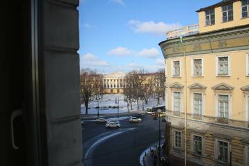 Фото номера Номер эконом с 2 односпальными и 1 двуспальной кроватью Гостиница  Невская Классика г. Санкт-Петербург 4