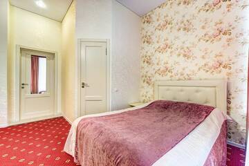 Фото номера Номер-студио с кроватью размера &amp;quot;king-size&amp;quot; Гостиница Жан Поль г. Санкт-Петербург 10