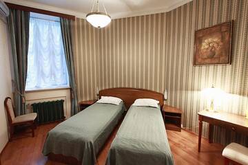 Фото номера Бизнес 2 кровати Отель Златоуст г. Санкт-Петербург 3