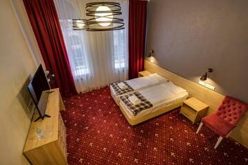 Фото номера Четырехместный номер Гостиница The RED by Center Hotels г. Санкт-Петербург 14