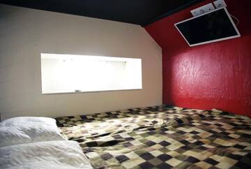 Фото номера Четырехместный номер Гостиница The RED by Center Hotels г. Санкт-Петербург 9