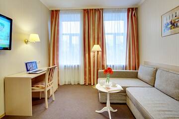 Фото номера Deluxe Гостиница  Бристоль г. Санкт-Петербург 3