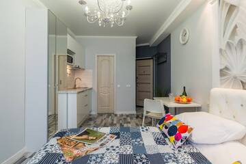Фото номера Апартаменты-студио Апарт-отель Royal Capital Apartments г. Санкт-Петербург 13