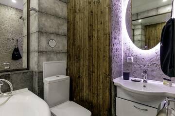 Фото номера Апартаменты-студио с гидромассажной ванной Апарт-отель Royal Capital Apartments г. Санкт-Петербург 9