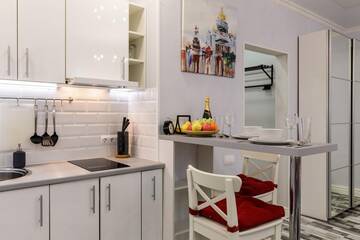 Фото номера Апартаменты-студио с гидромассажной ванной Апарт-отель Royal Capital Apartments г. Санкт-Петербург 14