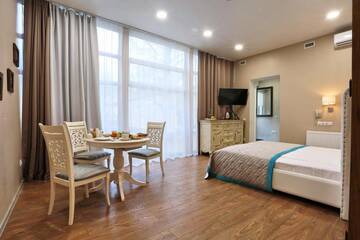 Фото номера Люкс с террасой  Гостиница UHOTEL г. Санкт-Петербург 2