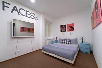 Фото номера Четырехместный номер Мини-отель ArtBox Hotel г. Санкт-Петербург 2