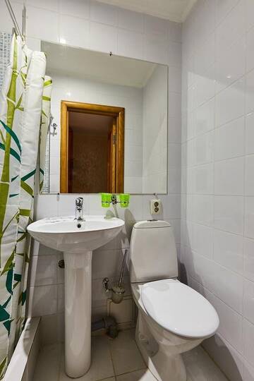 Фото номера Стандартный трехместный номер Мини-отель City Room г. Санкт-Петербург 5