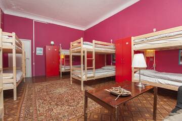 Фото номера Кровать в общем номере с десятью кроватями Хостел Late Breakfast Club Hostel г. Санкт-Петербург 4