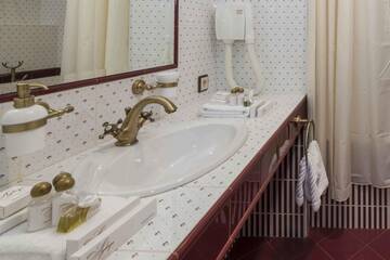 Фото номера Junior Suite Гостиница Отель Aglaya Hotel & Courtyard  г. Санкт-Петербург 6