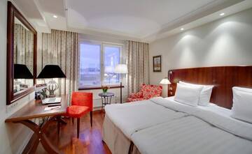 Фото номера  + Superior Twin Гостиница Cosmos St. Petersburg Olympia Garden Hotel г. Санкт-Петербург 2