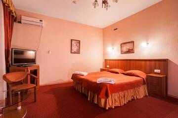 Фото номера Deluxe Room – улучшенный номер  Гостиница Сити отель Комфитель г. Санкт-Петербург 2