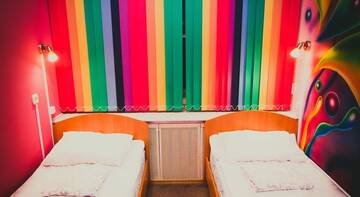 Фото номера  2х местный номер Две раздельные кровати Хостел Хостел Rainbow г. Санкт-Петербург 4