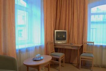 Фото номера Полулюкс (с кроватью трасформер) Гостиница Владимирский г. Санкт-Петербург 7